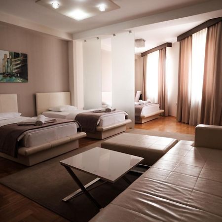 Garni Uni Elita Lux Hotel Ni 외부 사진