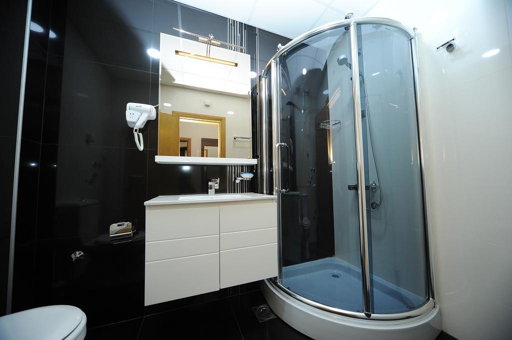 Garni Uni Elita Lux Hotel Ni 객실 사진