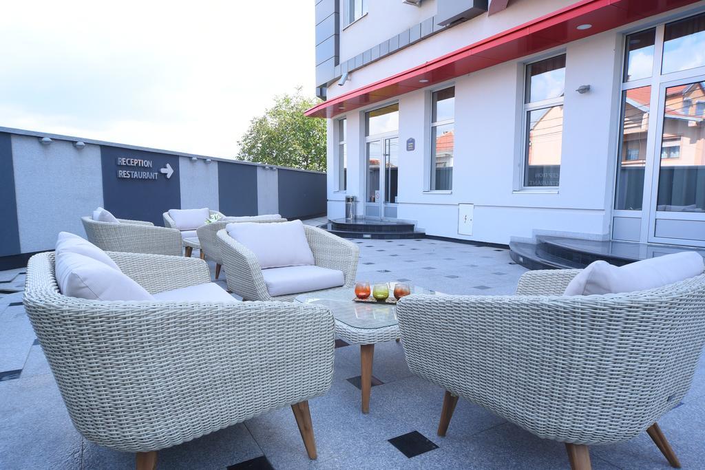 Garni Uni Elita Lux Hotel Ni 외부 사진