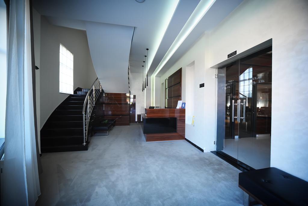 Garni Uni Elita Lux Hotel Ni 외부 사진