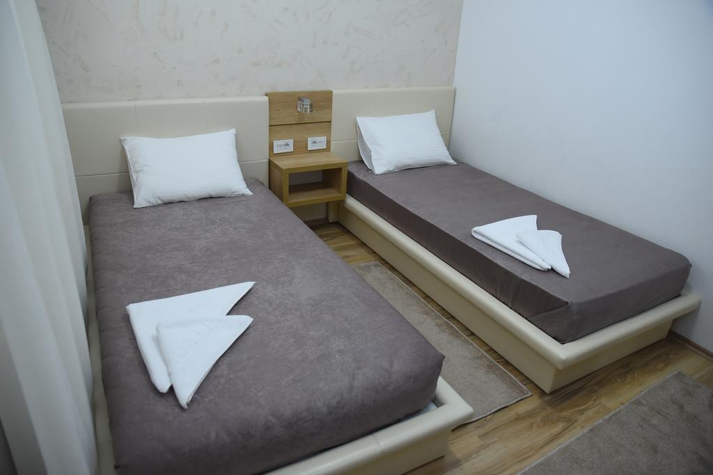 Garni Uni Elita Lux Hotel Ni 외부 사진